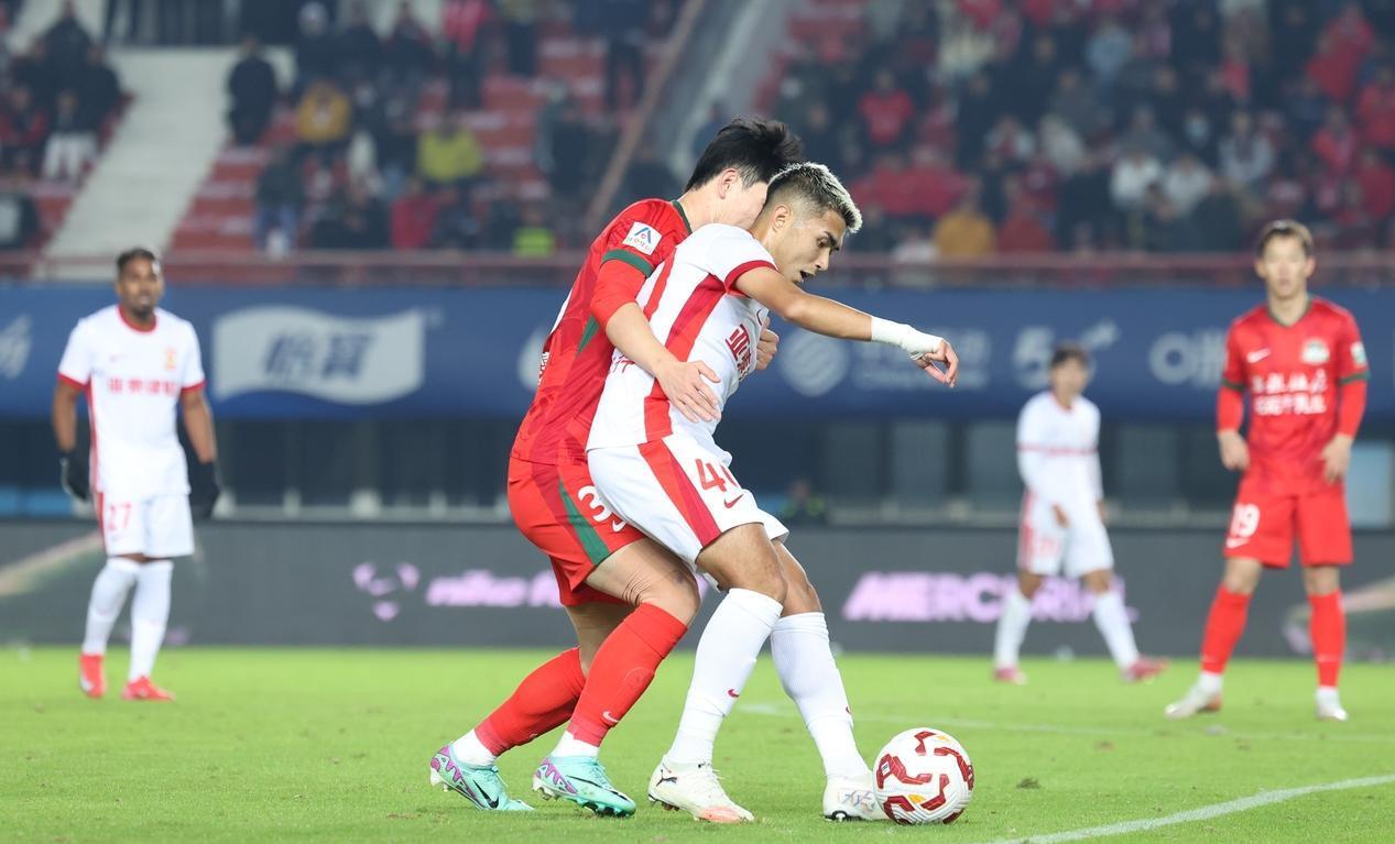 亚博在线入口 -包含关键时刻突围战来临，北京国安围绕全明星赛临场应变，球迷炸锅，细节决定成败的词条