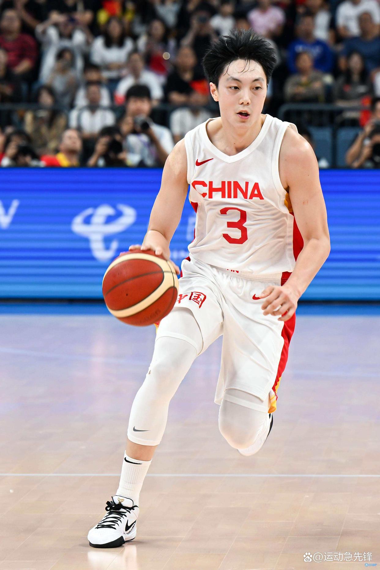 关于深圳男篮今晨篮板制胜,志在欧超杯名次提升,话题不断,数据趋势出现新变化的信息 关于深圳男篮今晨篮板制胜,志在欧超杯名次提升,话题不断,数据趋势出现新变化的信息