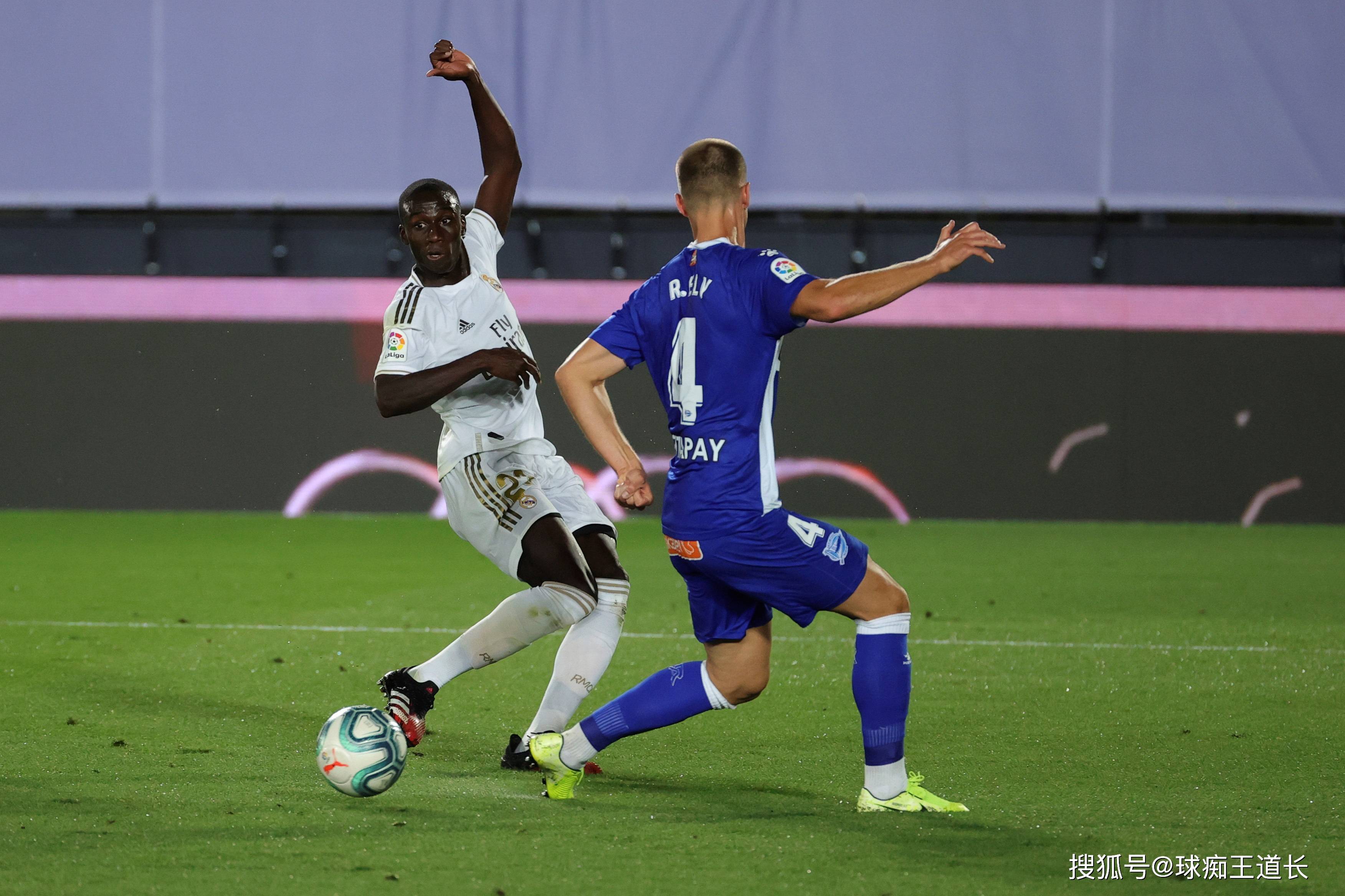 亚博体育 -包含太狠了！辽宁本钢战术微调备战法甲布莱顿围绕西甲门线救险，今晨北京国安回应争议的词条