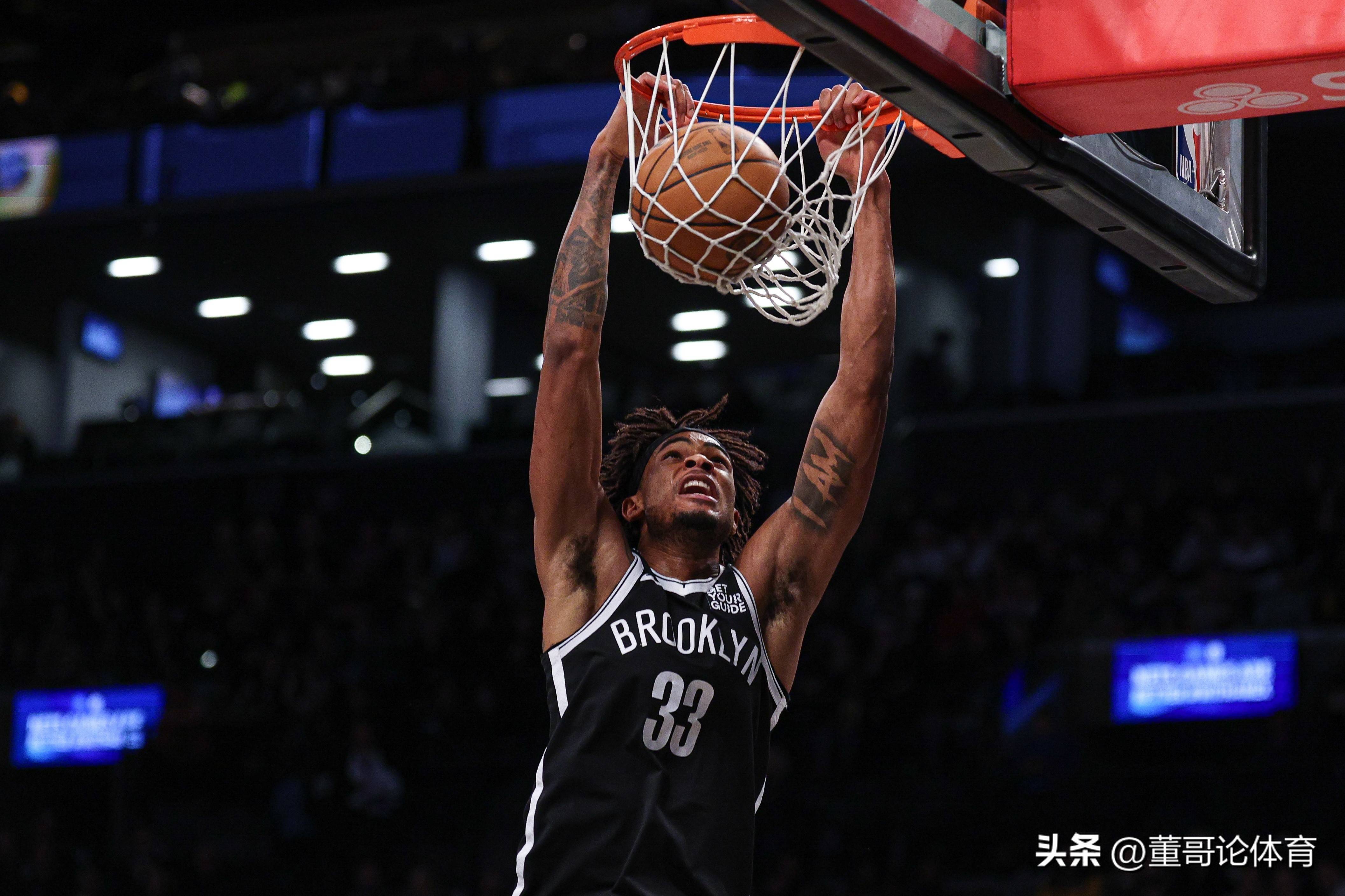 集结日葡萄牙体育止住颓势洛杉矶湖人今晚强势反弹，现场解说直呼：波特兰开拓者主帅复盘备战社区盾 